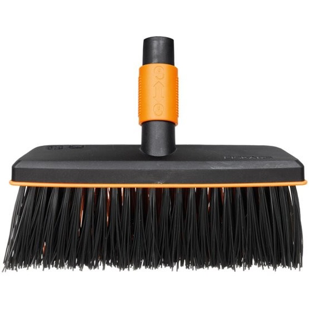 1001417 Metla univerzálna QuikFit Fiskars 1001417 Metla univerzálna QuikFit Fiskars – Obrázok 1